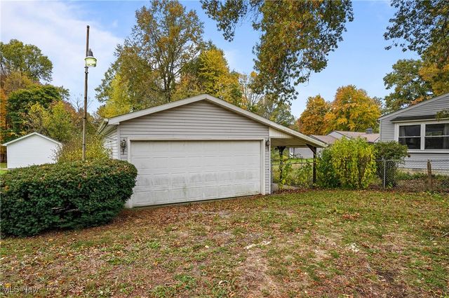 4231 Canfield Road, Canfield, OH 44406