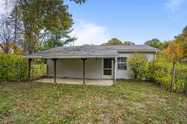 4231 Canfield Road, Canfield, OH 44406