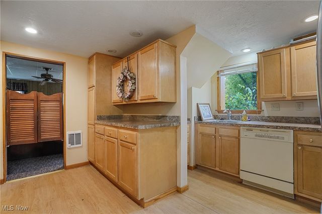 4231 Canfield Road, Canfield, OH 44406