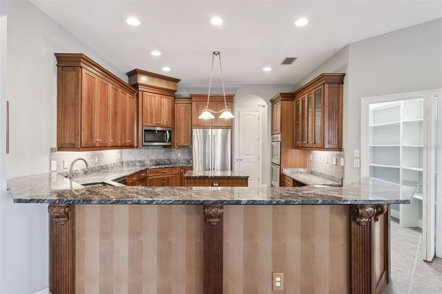 4636 W KNIGHTS GRIFFIN ROAD, Plant City, FL 33565