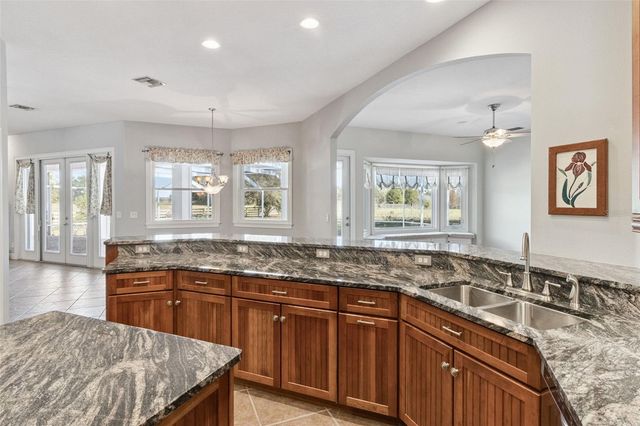 4636 W KNIGHTS GRIFFIN ROAD, Plant City, FL 33565