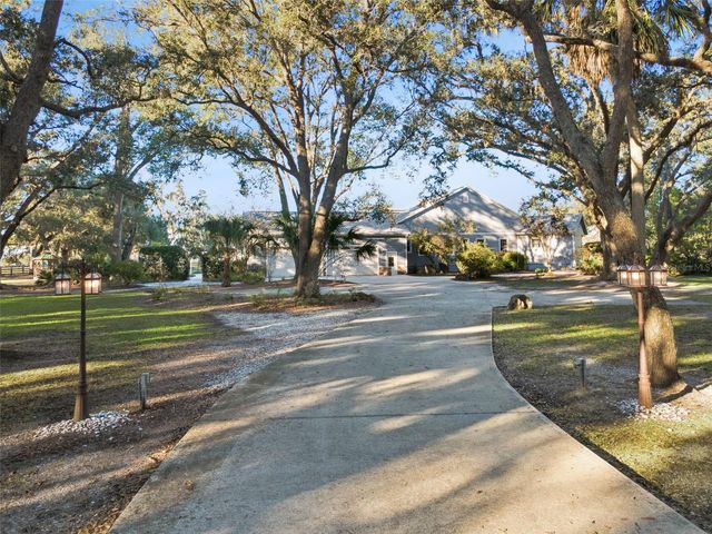 4636 W KNIGHTS GRIFFIN ROAD, Plant City, FL 33565