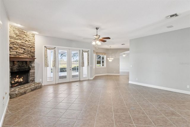 4636 W KNIGHTS GRIFFIN ROAD, Plant City, FL 33565