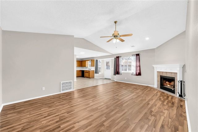 4293 W Chaparral Lane, Fayetteville, AR 72704