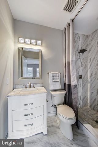 3104 SLEEPY HOLLOW RD, Falls Church, VA 22042