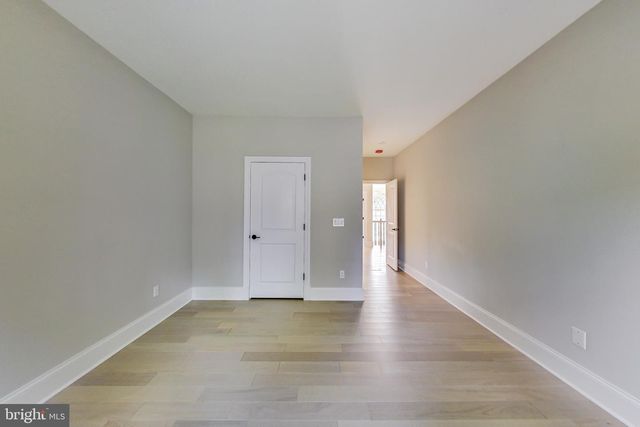 3104 SLEEPY HOLLOW RD, Falls Church, VA 22042