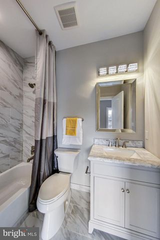 3104 SLEEPY HOLLOW RD, Falls Church, VA 22042