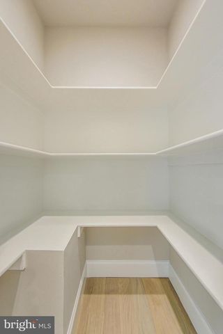 3104 SLEEPY HOLLOW RD, Falls Church, VA 22042