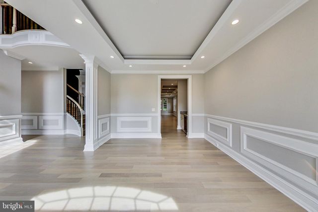 3104 SLEEPY HOLLOW RD, Falls Church, VA 22042