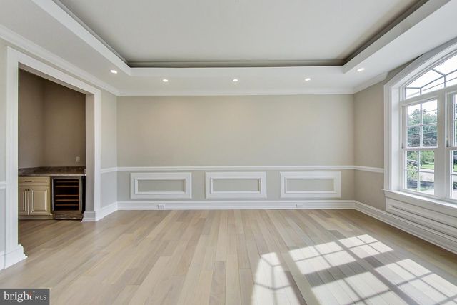 3104 SLEEPY HOLLOW RD, Falls Church, VA 22042