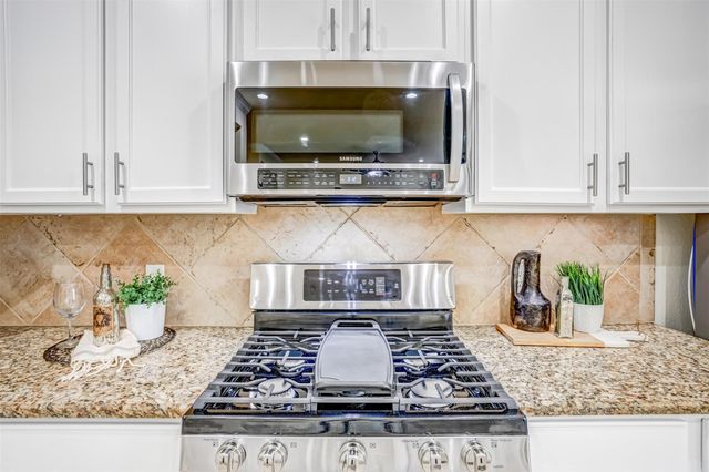 6715 Windrift WAY 31, Austin, TX 78745