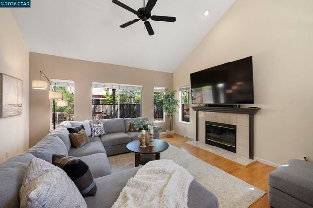 637 Julpun Loop, Clayton, CA 94517