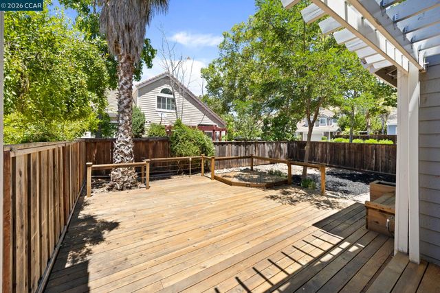637 Julpun Loop, Clayton, CA 94517