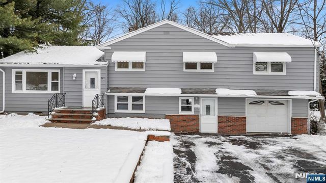 231 Hudson Avenue, Norwood, NJ 07648