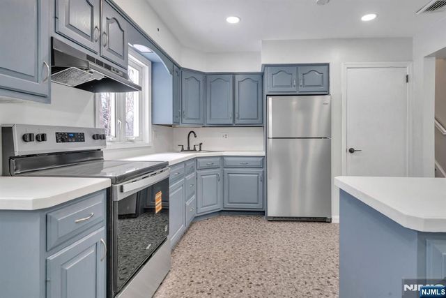 231 Hudson Avenue, Norwood, NJ 07648