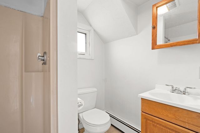 8 Walnut St 2A, Quincy, MA 02171