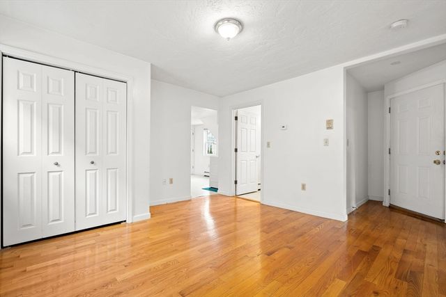8 Walnut St 2A, Quincy, MA 02171