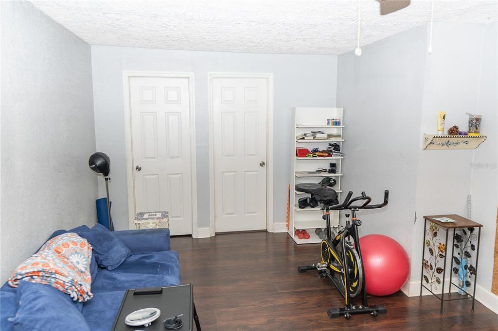 Image 14 of property listing at 1906 E CARACAS STREET, Tampa, FL 33610
