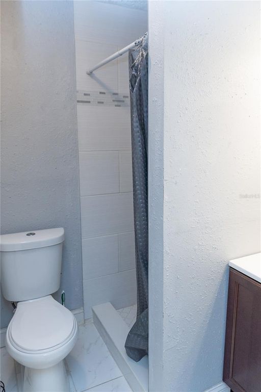 Image 15 of property listing at 1906 E CARACAS STREET, Tampa, FL 33610