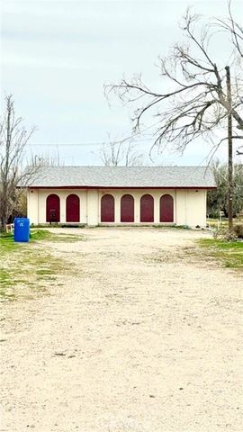 19859 Anahola Road, Helendale, CA 92342