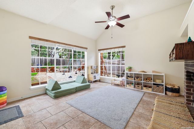 11650 Foxford, San Antonio, TX 78253