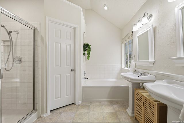 11650 Foxford, San Antonio, TX 78253
