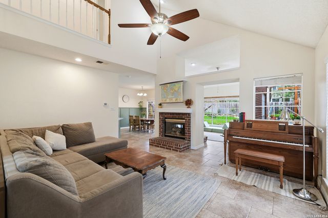 11650 Foxford, San Antonio, TX 78253