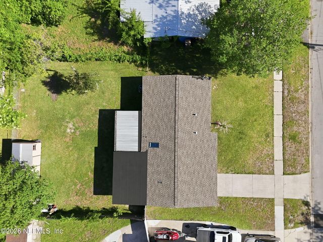 2904 E LORAN Drive, Jacksonville, FL 32216