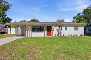 2904 E LORAN Drive, Jacksonville, FL 32216