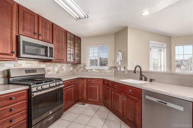 7556 S Shawnee Street, Aurora, CO 80016