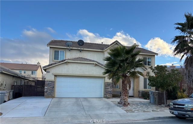 13023 Tehachapi Street, Hesperia, CA 92344