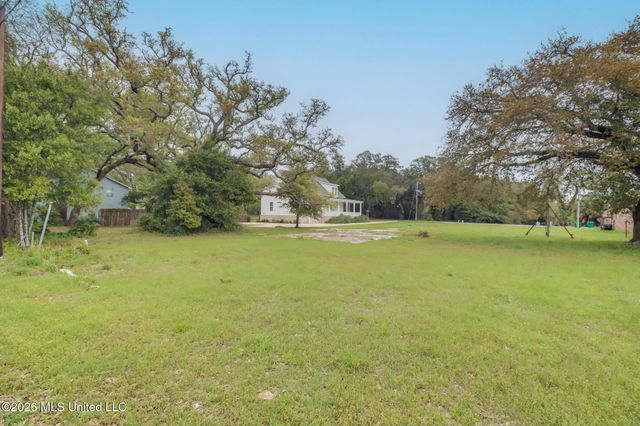 219 Texas Avenue, Gulfport, MS 39507
