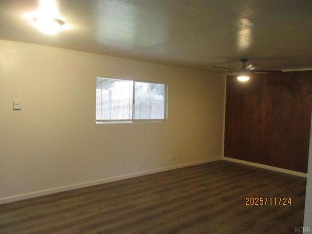 11128 San Madina Drive, Hanford, CA 93230