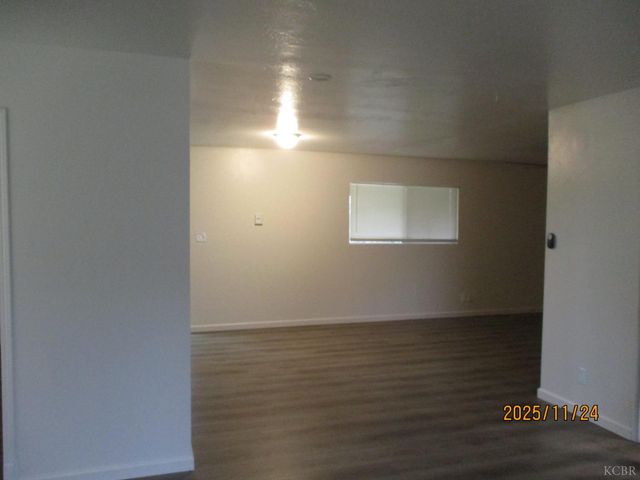11128 San Madina Drive, Hanford, CA 93230