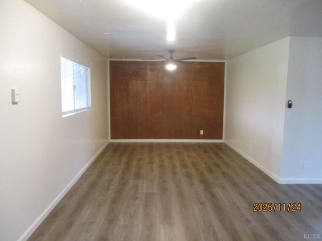 11128 San Madina Drive, Hanford, CA 93230
