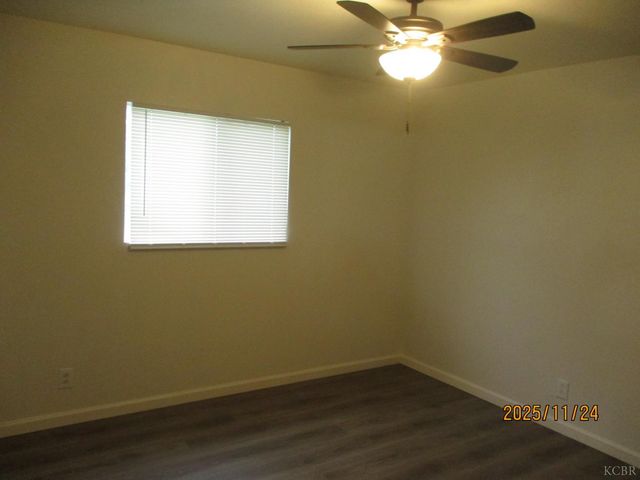 11128 San Madina Drive, Hanford, CA 93230