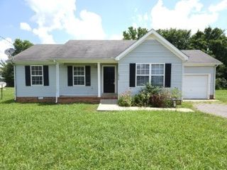 1975 Gateland Dr, Murfreesboro, TN 37127