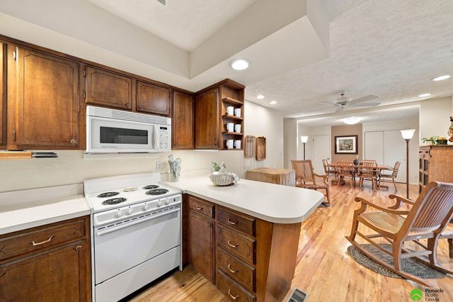 2536 S 39th Street, Lincoln, NE 68506