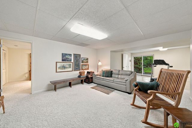 2536 S 39th Street, Lincoln, NE 68506
