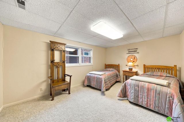 2536 S 39th Street, Lincoln, NE 68506