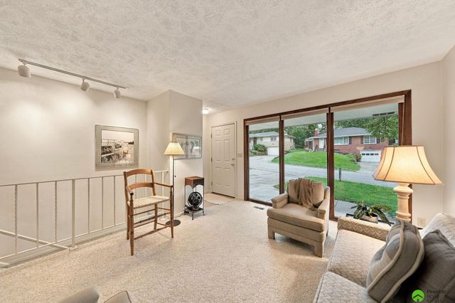 2536 S 39th Street, Lincoln, NE 68506