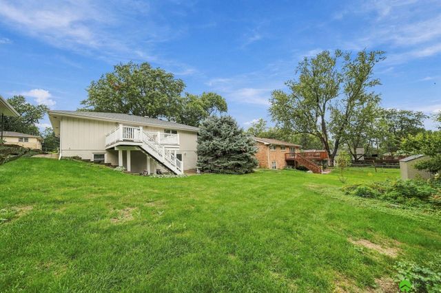 2536 S 39th Street, Lincoln, NE 68506