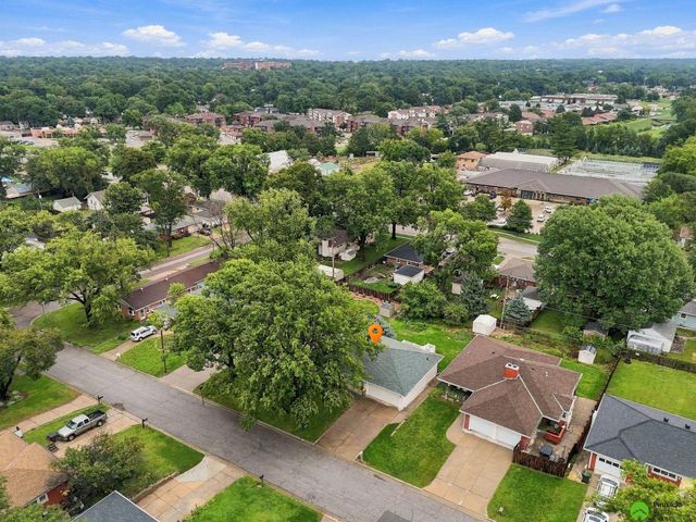 2536 S 39th Street, Lincoln, NE 68506