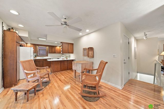 2536 S 39th Street, Lincoln, NE 68506