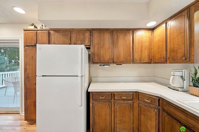 2536 S 39th Street, Lincoln, NE 68506