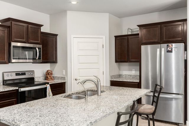 503 W Weldon Street, Corona De Tucson, AZ 85641