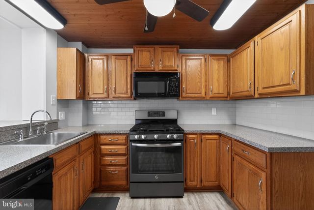 517 WEYMOUTH RD, Springfield, PA 19064