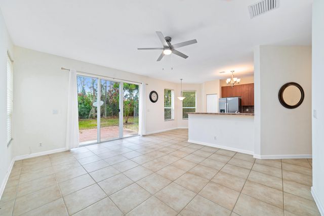 6004 Spring Lake Terrace, Fort Pierce, FL 34951