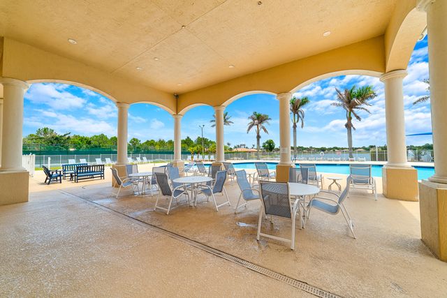 6004 Spring Lake Terrace, Fort Pierce, FL 34951