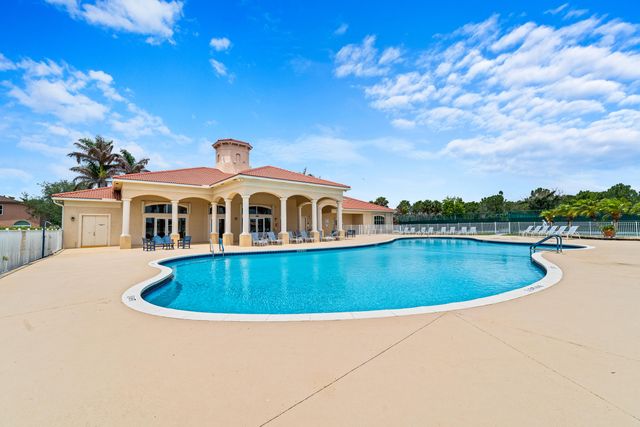 6004 Spring Lake Terrace, Fort Pierce, FL 34951